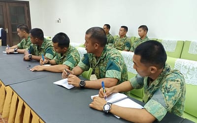 SESI PERJUMPAAN PESERTA KURSUS TEMPUR KETUA PLATUN BERSAMA KOMANDAN INSTITUT LATIHAN