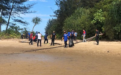 KURSUS KEPIMPINAN SARJAN SIRI 2/2019 MENGADAKAN AKTIVITI KEMPEN KEBERSIHAN PANTAI PENANJONG GARISON