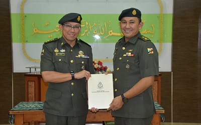 MAJLIS SERAH TERIMA TUGAS DAN TANGGUNGJAWAB ketua JURULATIH INSTITUT LATIHAN ANGKATAN BERSENJATA DIRAJA BRUNEI