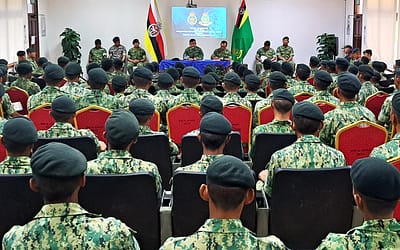 YANG MULIA MEJAR GENERAL DATO PADUKA SERI HAJI MUHAMMAD HASZAIMI BIN BOL HASSAN, PEMERINTAH ANGKATAN BERSENJATA DIRAJA BRUNEI SESI PERJUMPAAN BERSAMA REKRUT LELAKI INTEK 173