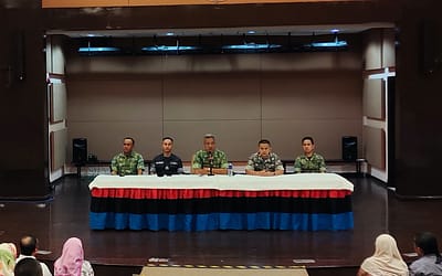 TAKLIMAT LATIHAN ASAS KETENTERAAN BAGI IBU BAPA/PENJAGA BAKAL REKRUT LELAKI PENGAMBILAN KE 174