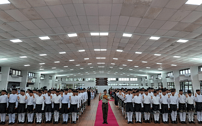 BAF 122 SIGNING CEREMONY FOR MALE RECRUITS INTAKE 175 AND FEMALE RECRUITS INTAKE 59