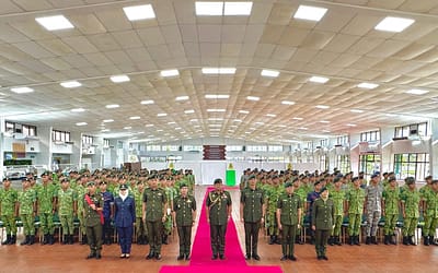 MEETING SESSION BETWEEN YANG MULIA COMMANDER OF ROYAL BRUNEI ARMED FORCES (RBAF) WITH FORMER MALE RECRUITS OF INTAKE 175 AND FEMALE RECRUITS OF INTAKE 59