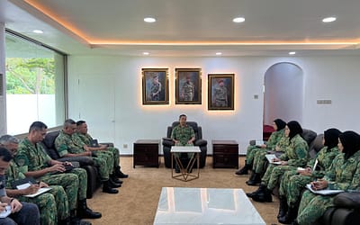 COMMANDANT SHARES VISION AND STRATEGIC DIRECTION IN NAVIGATING THROUGH THE YEAR 2025 WITH OFFICERS TRAINING INSTITUTE ROYAL BRUNEI ARMED FORCES.