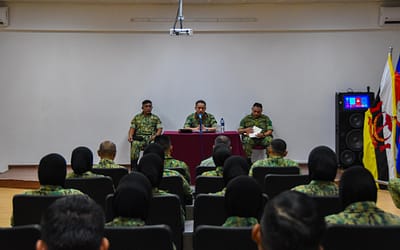 COMMANDANT’S SESSION WITH THE INSTRUCTORS OF THE MILITARY TRADE SCHOOL AND EVOLUTION CENTRE, TI RBAF