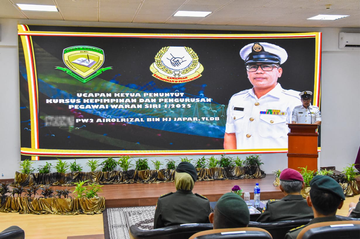 Majlis Penyampaian Sijil dan Penutupan Rasmi Kursus Kepimpinan dan Pengurusan Pegawai Waran Siri 1 2025 02.png