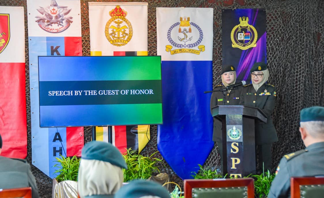 Majlis Penutup dan Penyampaian Sijil bagi Kursus Persiapan Pegawai Pentadbir Siri 2 2025 02.jpg
