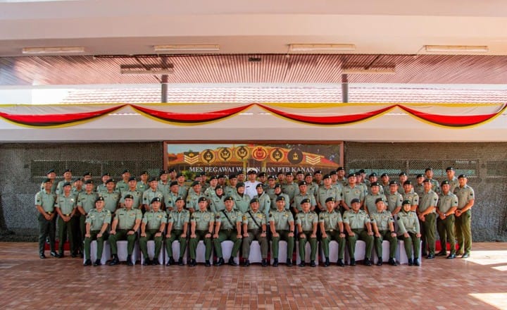 Majlis Penyampaian Sumbangan dan Cenderamata 01.jpg