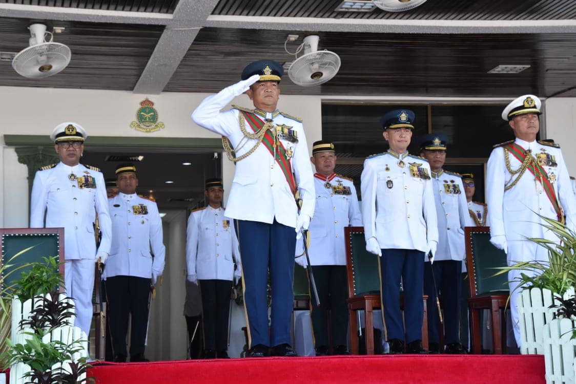 256f0e38-bd3b-4fe8-a0ef-46a64ba5d5be.jpg