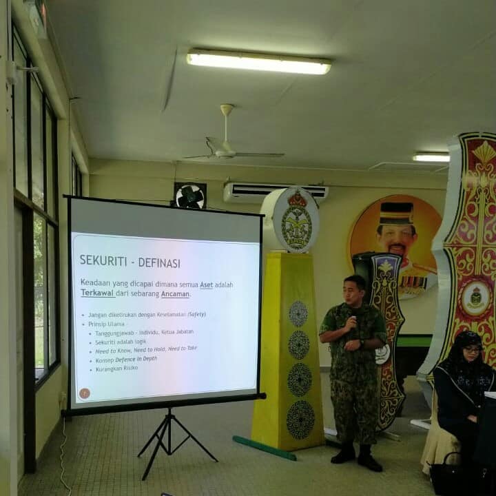 PENGHUNI3.jpg