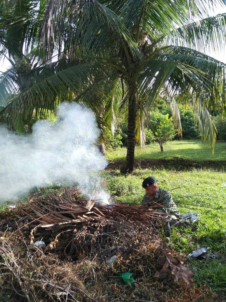mmbrsihkan masjid 1.jpeg