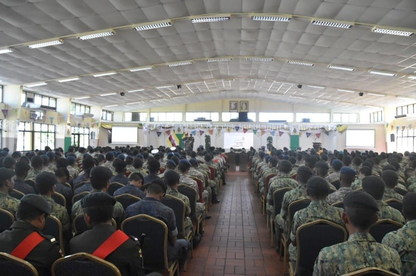 HUT1223.jpg