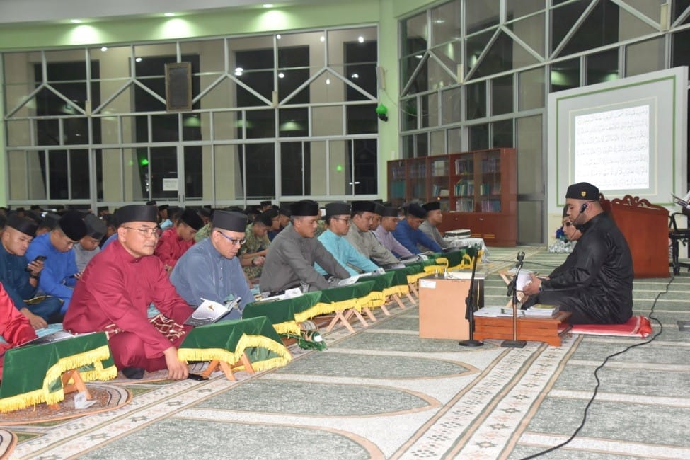 HUT 2.jpg