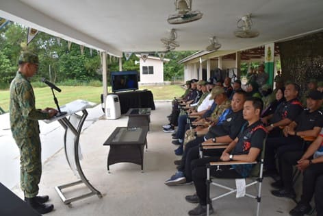 Acara perlawanan menembak pistol anjuran IL ABDB.jpg