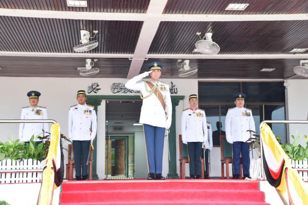 YM Brigedier Jeneral (U) Dato Seri Pahlawan Mohammad Sharif bin Dato Paduka Haji Ibrahim.jpg