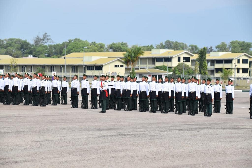 Upacara Perbarisan Tamat Latihan Rekrut Lelaki Pengambilan ke 171 2.jpg