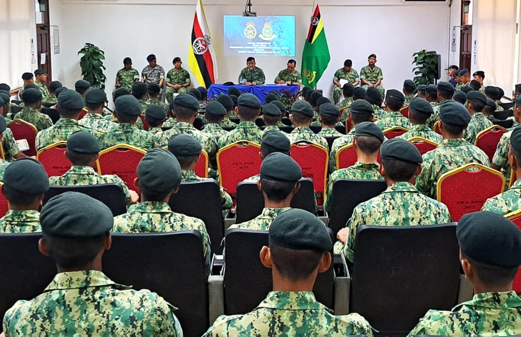 YANG MULIA MEJAR GENERAL DATO PADUKA SERI HAJI MUHAMMAD HASZAIMI BIN BOL HASSAN, PEMERINTAH ANGKATAN BERSENJATA DIRAJA BRUNEI SESI PERJUMPAAN BERSAMA REKRUT LELAKI INTEK 173.png