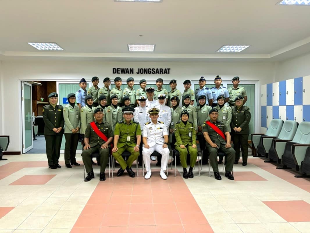 CAWANGAN LATIHAN KEWANGAN MEMBUAT LAWATAN KE PENJARA MARABURONG 5.jpg