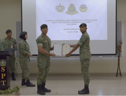 PENYAMPAIAN SIJIL KURSUS OTOMOTIF.png