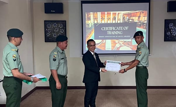 A COLLABORATION PROGRAM BETWEEN THE INTERMEDIATE FOOD HANDLING AND CATERER COURSE SESSION 2024 WITH THE BRUNEI ASSOCIATION OF HOTELS 3.png