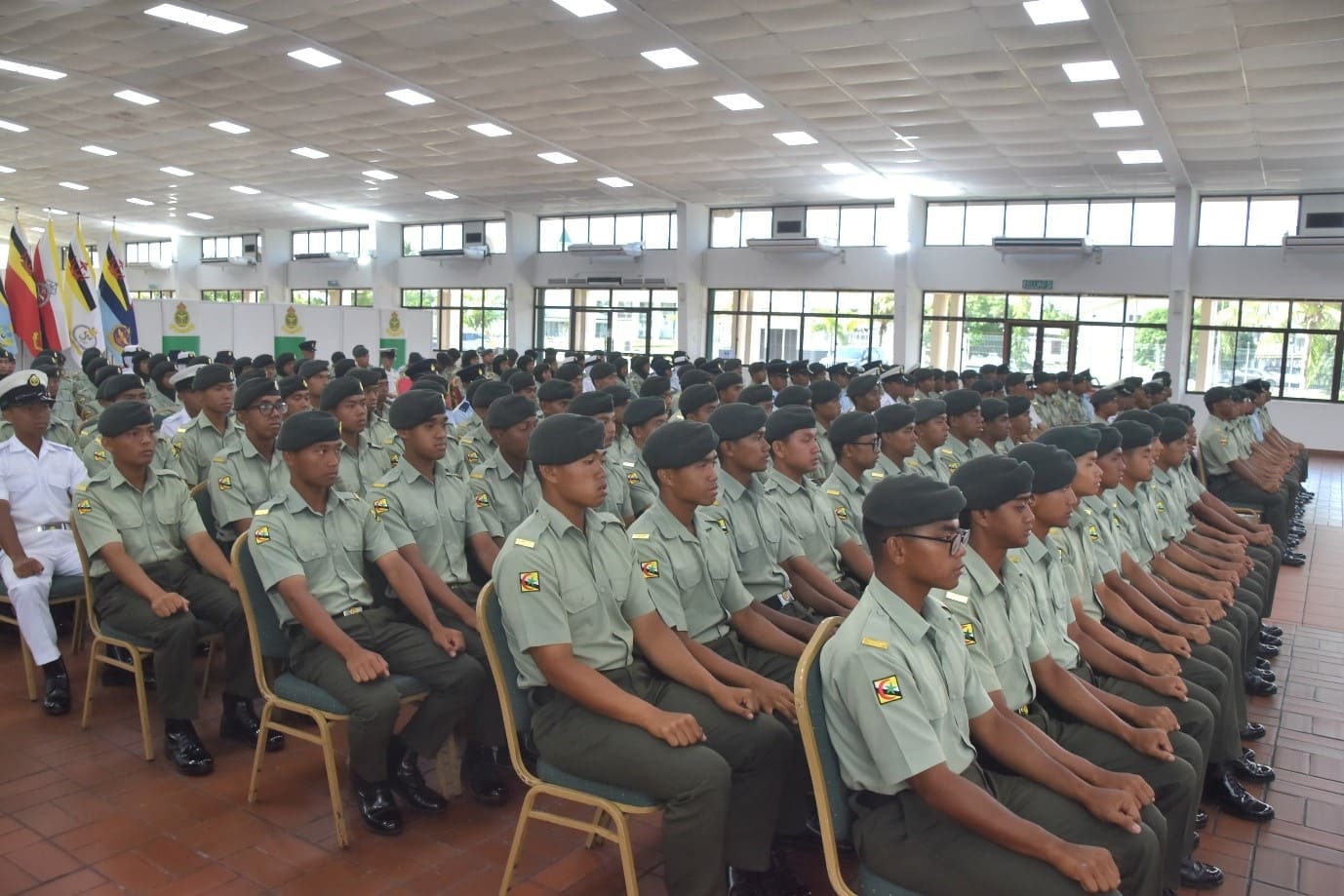 komandan talk 175&59 04.jpg