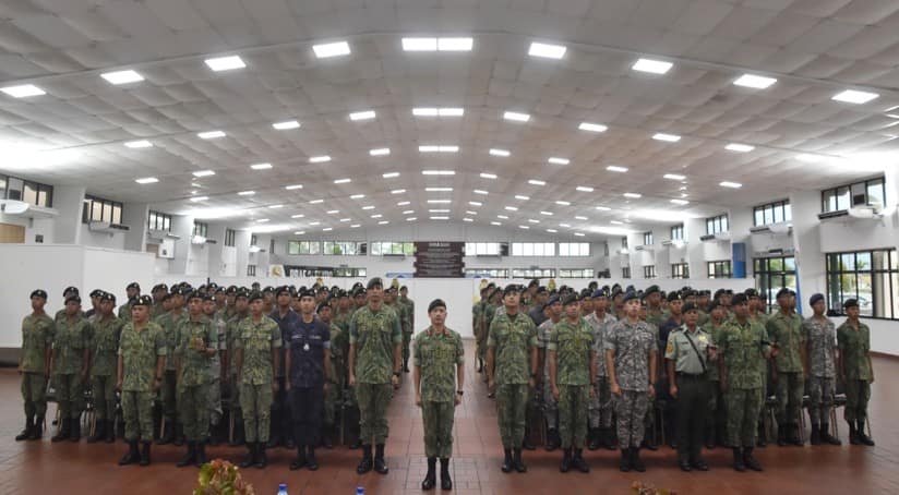 komandan bersama rekrut 176 01.jpg