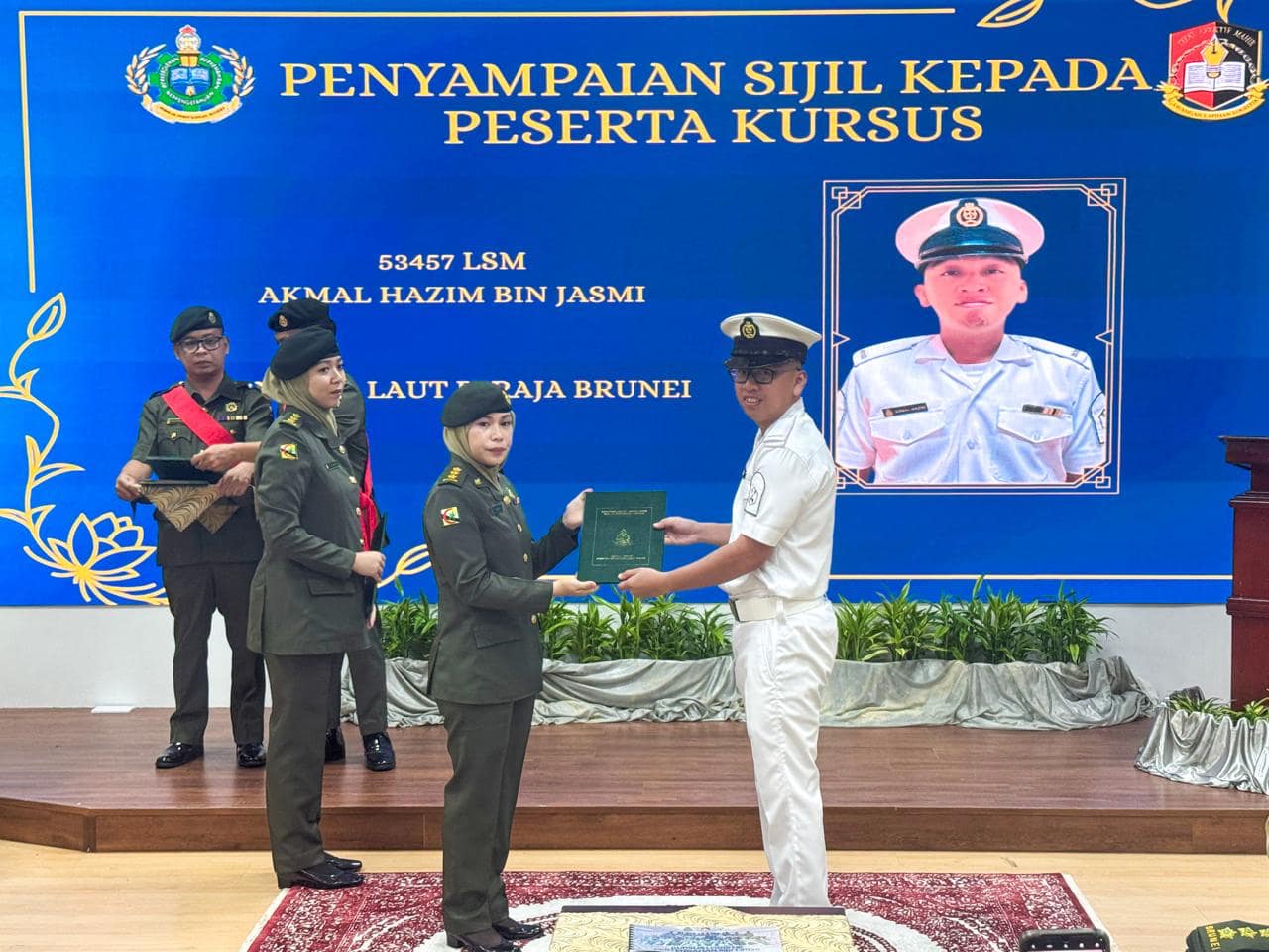 Majlis Penyampaian Sijil dan Penutupan Kursus Logistik Pertengahan Siri 1 2025 04.png