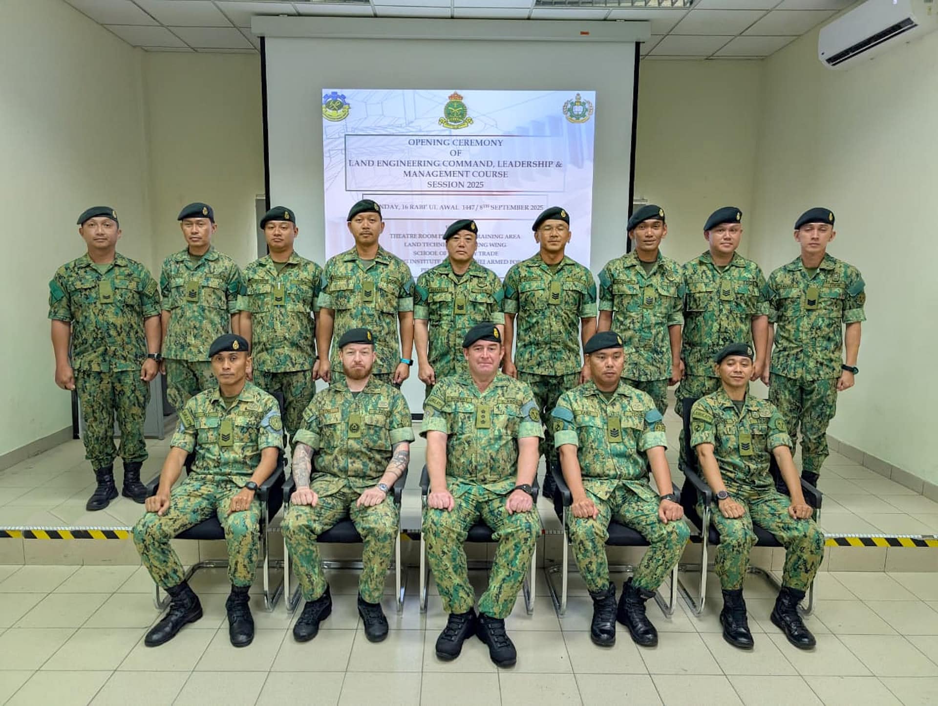 Pembukaan Kursus Land Engineering Command, Leadrship and Management (LECLM) Sesi 2025 01.jpg